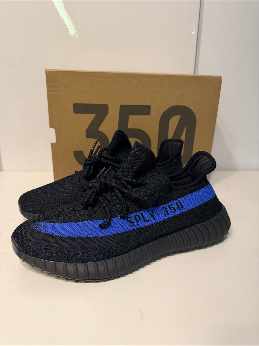 Adidas Yeezy Boost 350 V2 Black with Blue Stripe men’s size 11.5